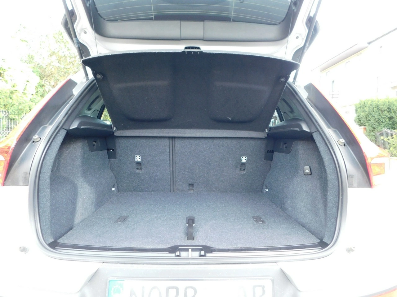 Volvo XC 40 - Zdjęcie 14