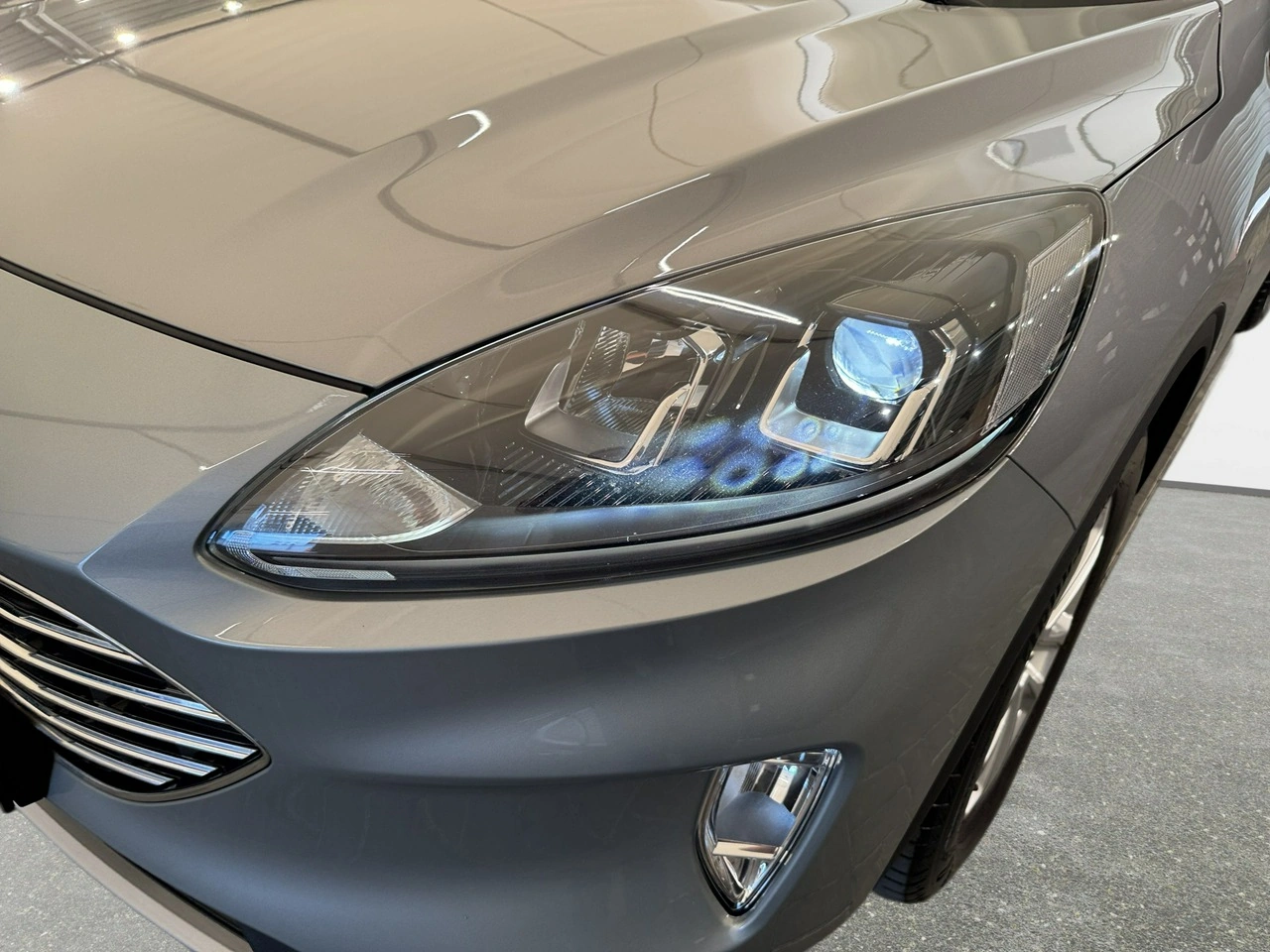 Ford Kuga - Zdjęcie 8