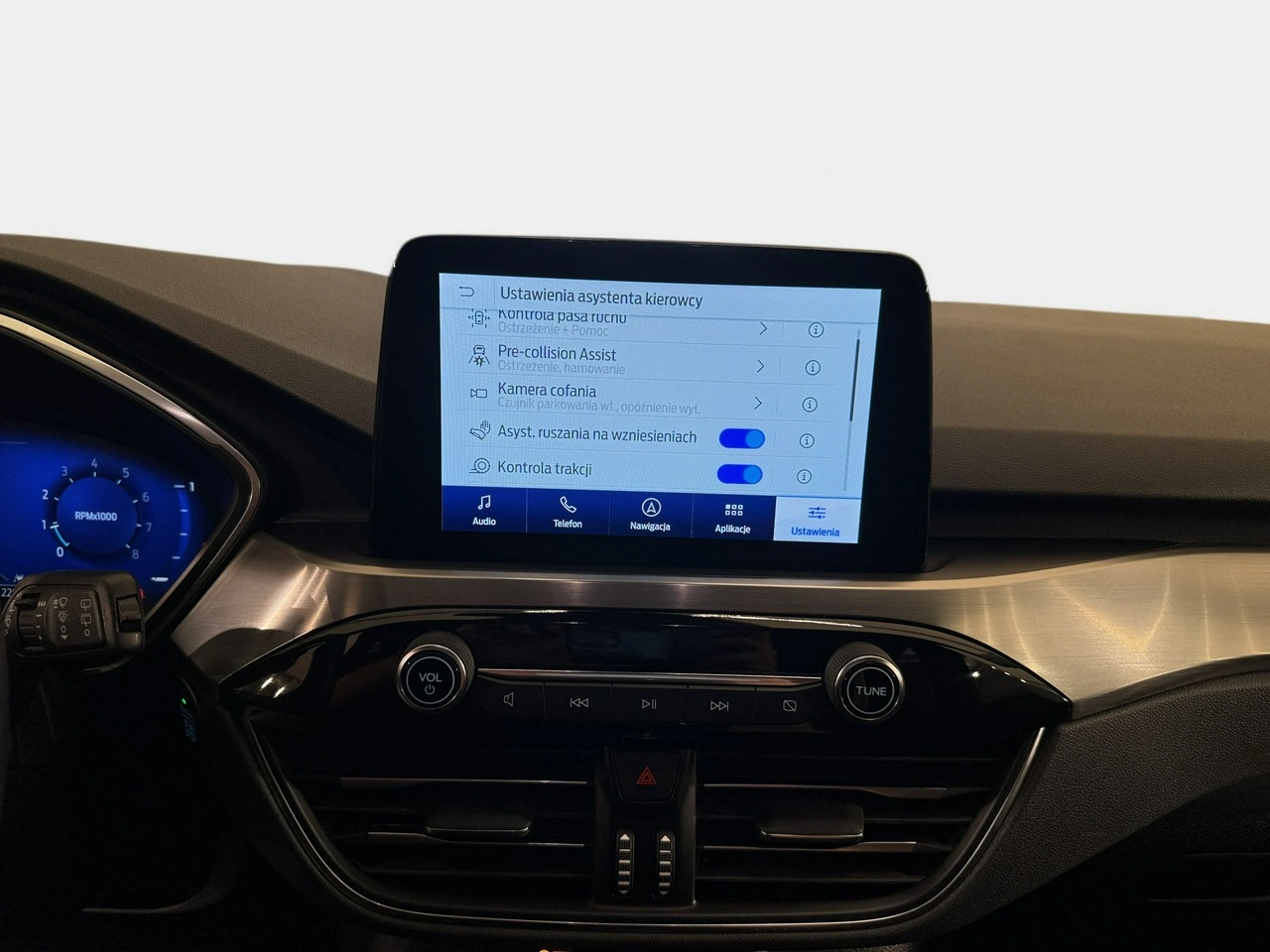 Ford Kuga - Zdjęcie 20