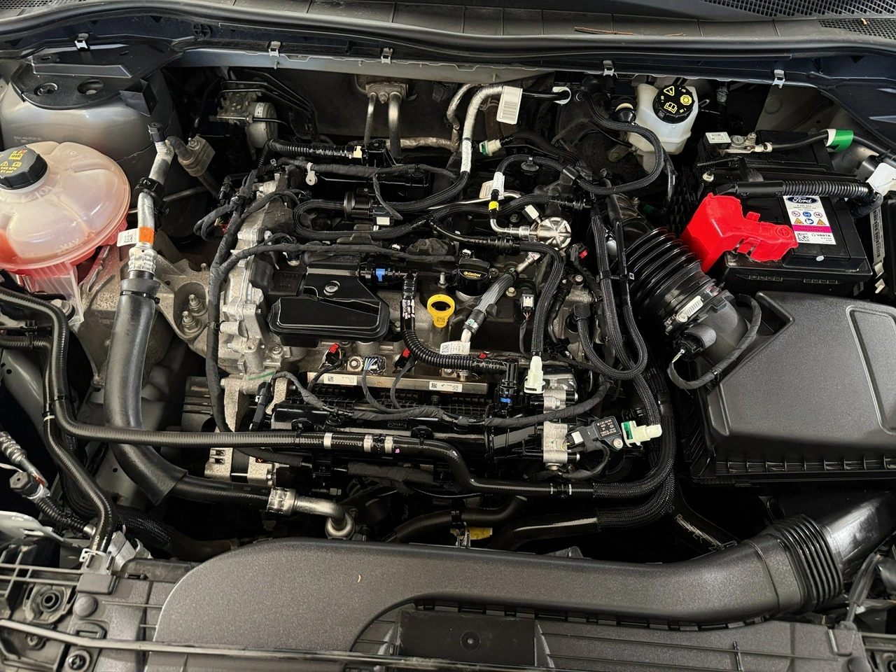 Ford Kuga - Zdjęcie 31