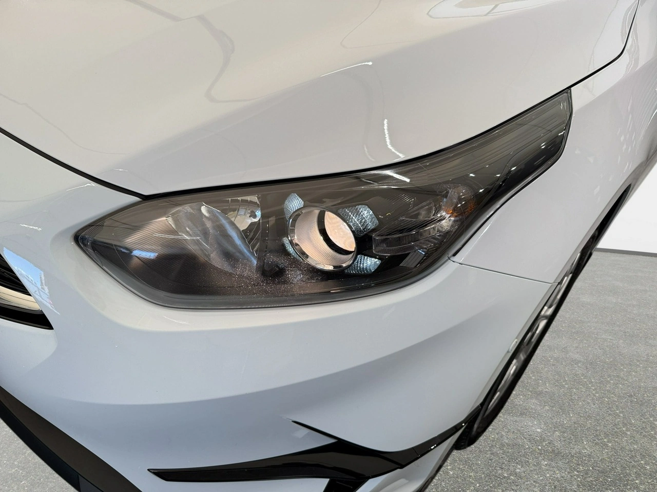 Kia Ceed - Zdjęcie 8