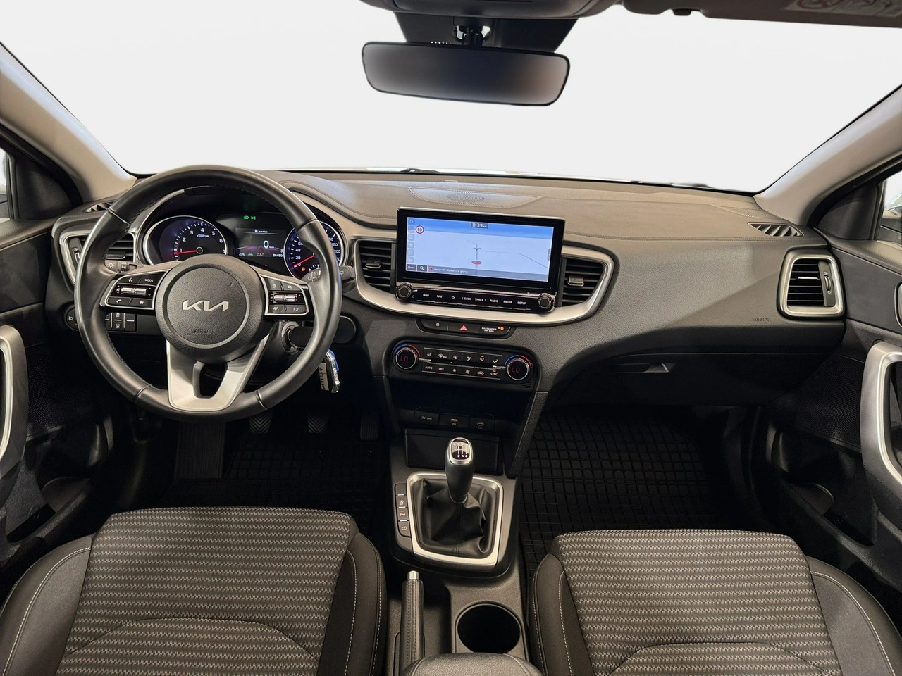 Kia Ceed - Zdjęcie 11