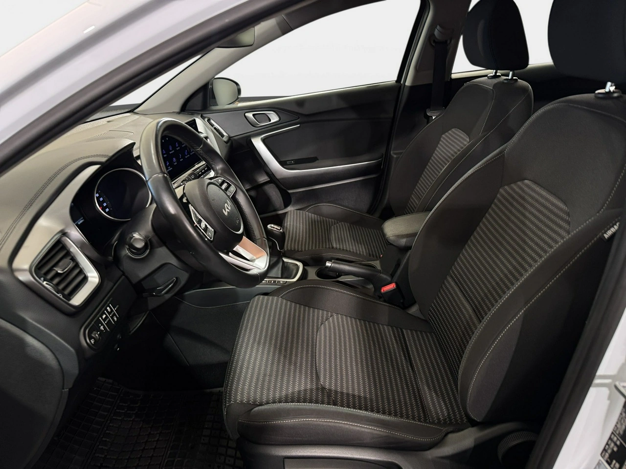 Kia Ceed - Zdjęcie 26