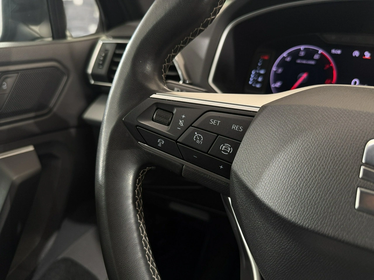 Seat Tarraco - Zdjęcie 14