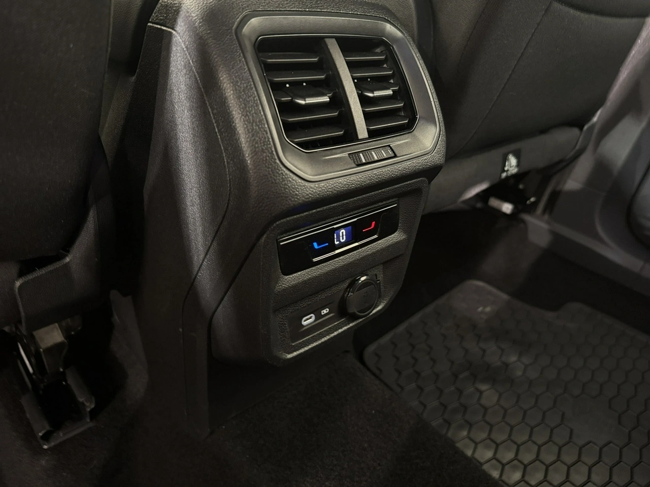Seat Tarraco - Zdjęcie 24