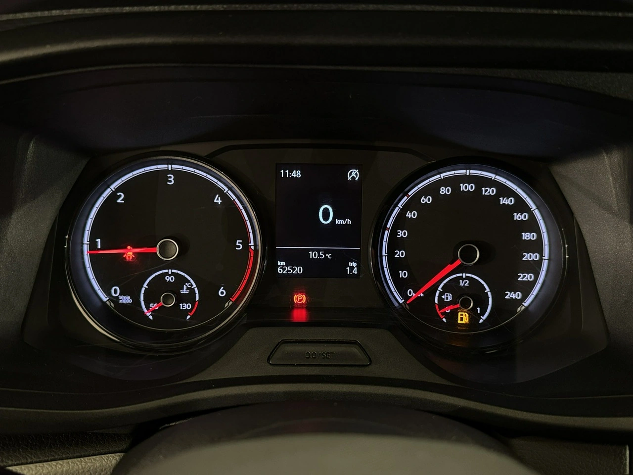Volkswagen Caravelle - Zdjęcie 13