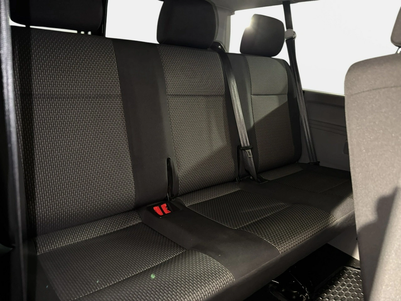 Volkswagen Caravelle - Zdjęcie 20