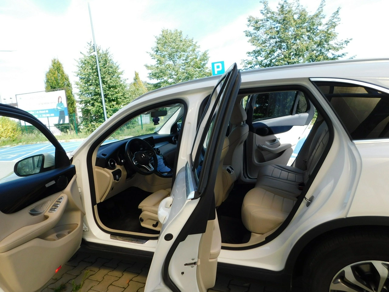 Mercedes GLC 200 - Zdjęcie 14