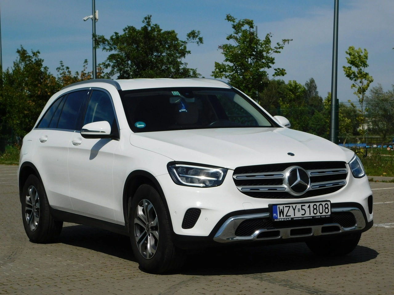 Mercedes GLC 200 - Zdjęcie 23