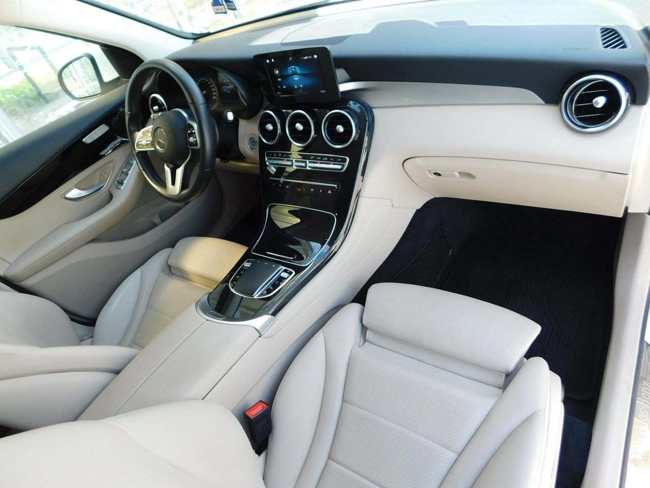 Mercedes GLC 200 - Zdjęcie 2
