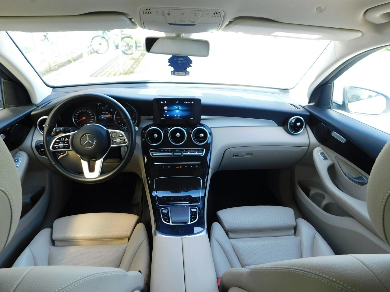 Mercedes GLC 200 - Zdjęcie 8