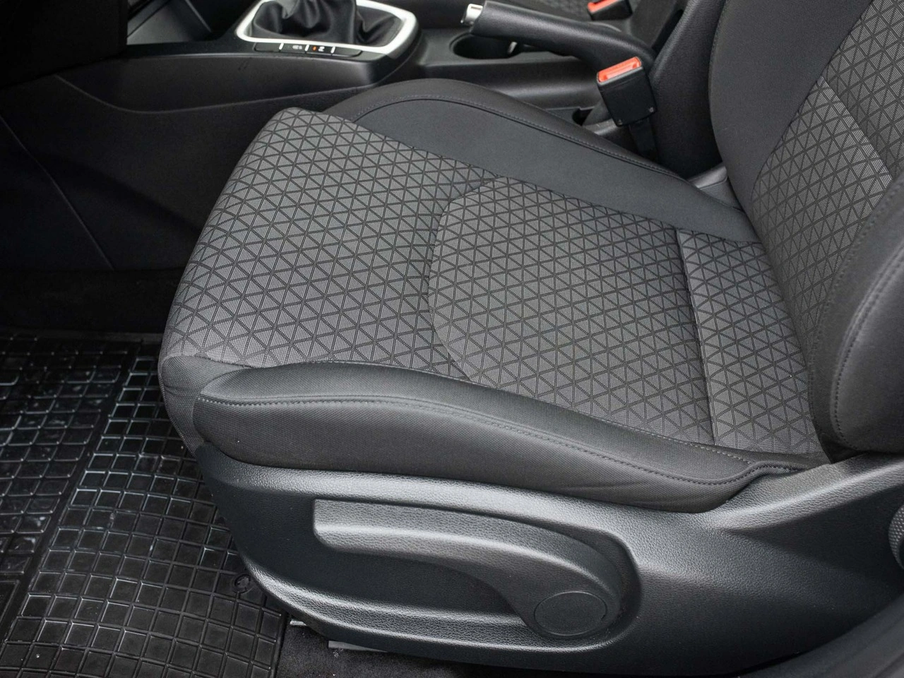 Kia Ceed - Zdjęcie 9