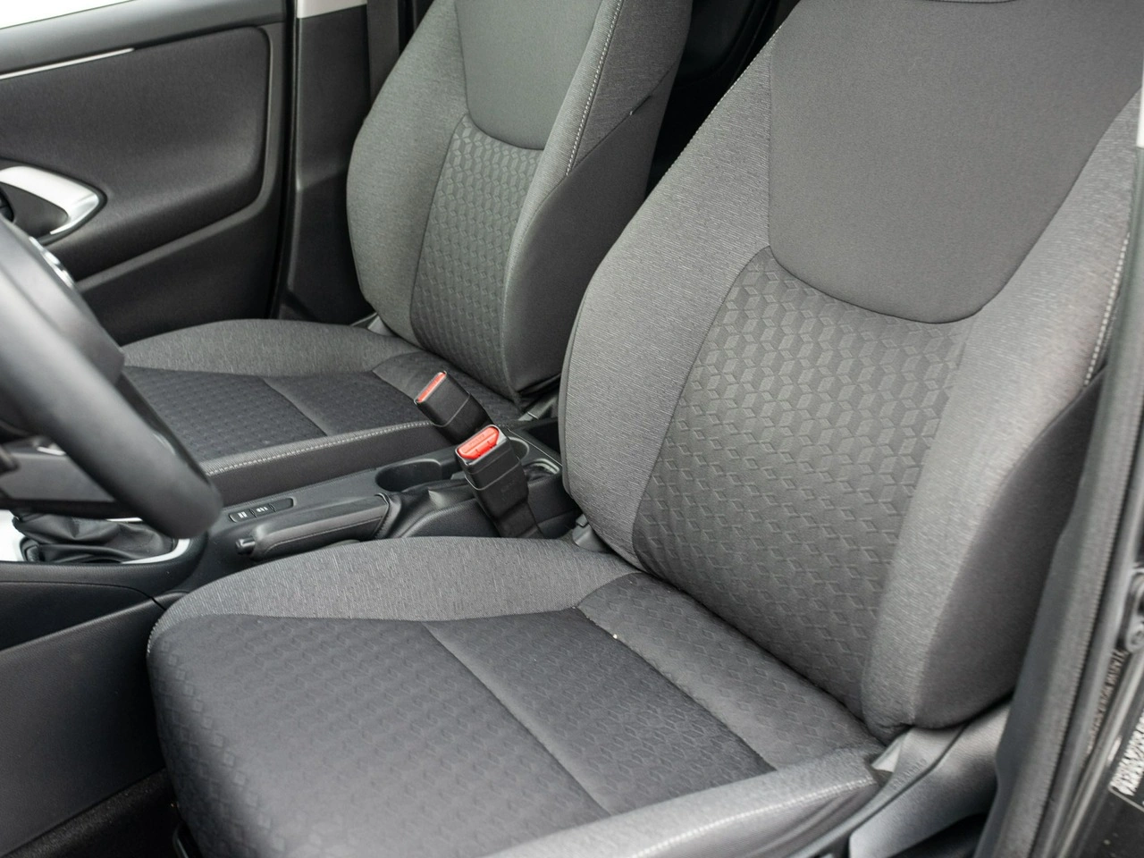 Toyota Yaris - Zdjęcie 10