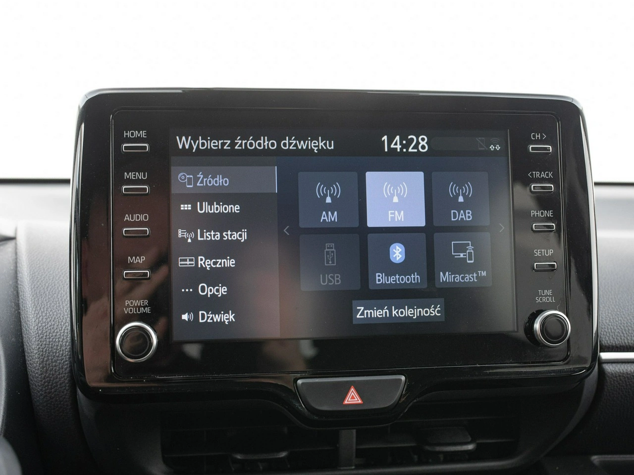 Toyota Yaris - Zdjęcie 18