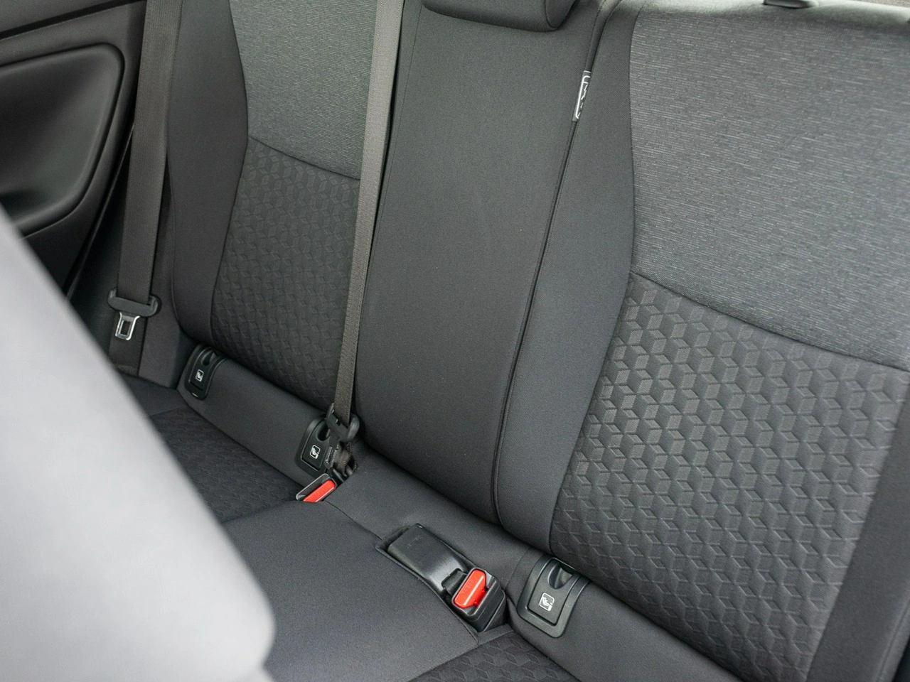 Toyota Yaris - Zdjęcie 22
