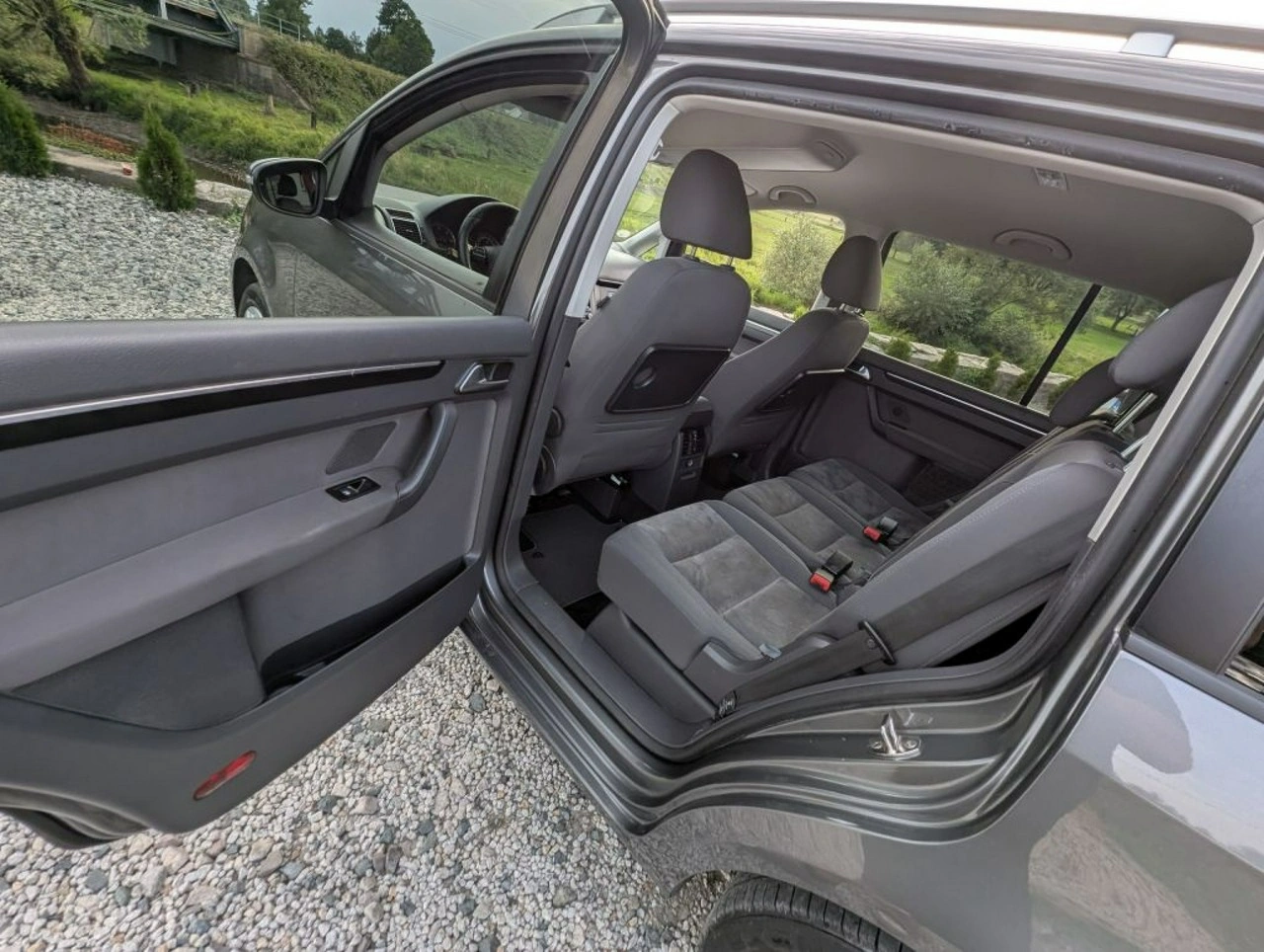 Volkswagen Touran - Zdjęcie 12