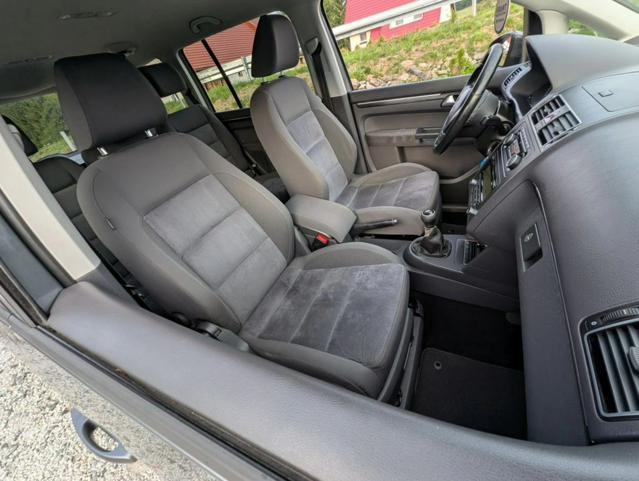 Volkswagen Touran - Zdjęcie 4