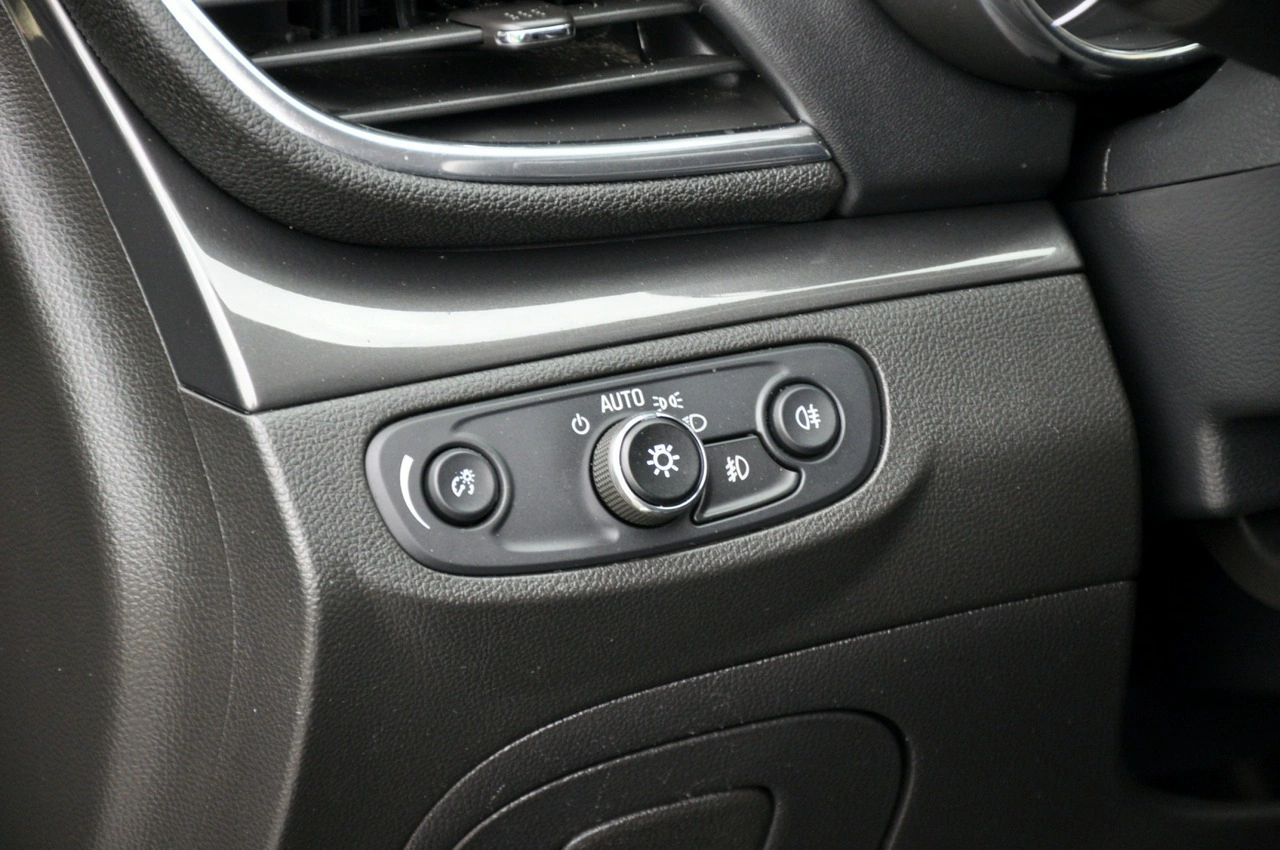 Opel Mokka X - Zdjęcie 35
