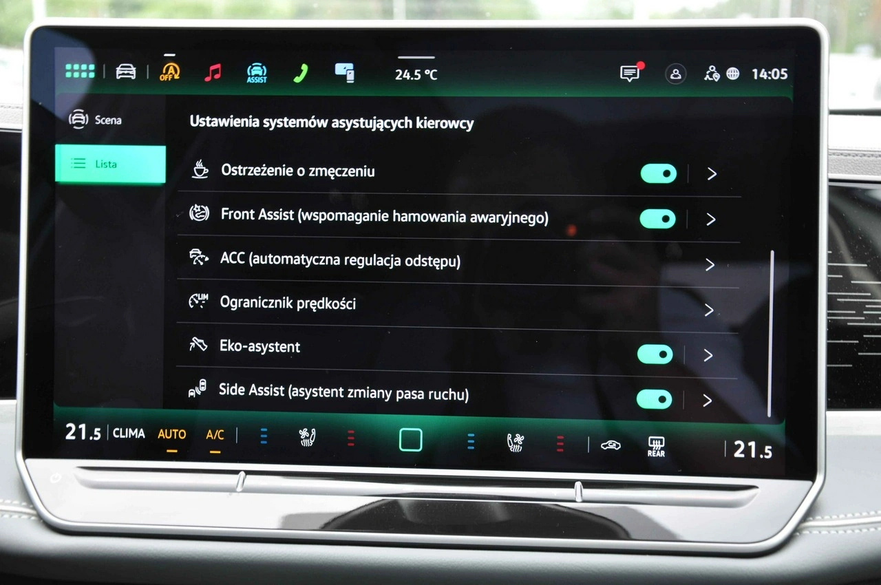 Volkswagen Passat Variant - Zdjęcie 25