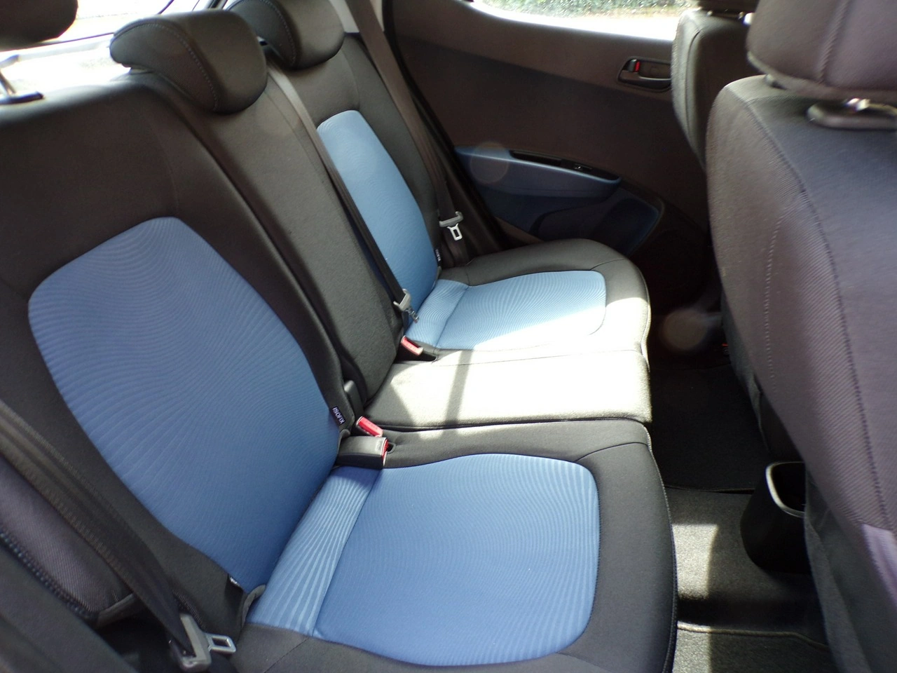 Hyundai i10 - Zdjęcie 21