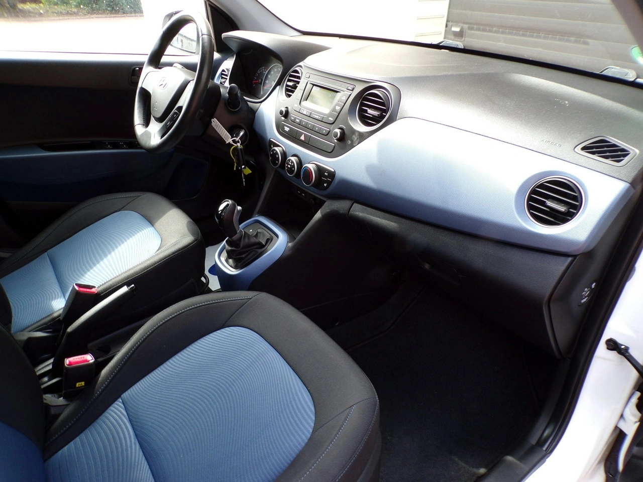 Hyundai i10 - Zdjęcie 30