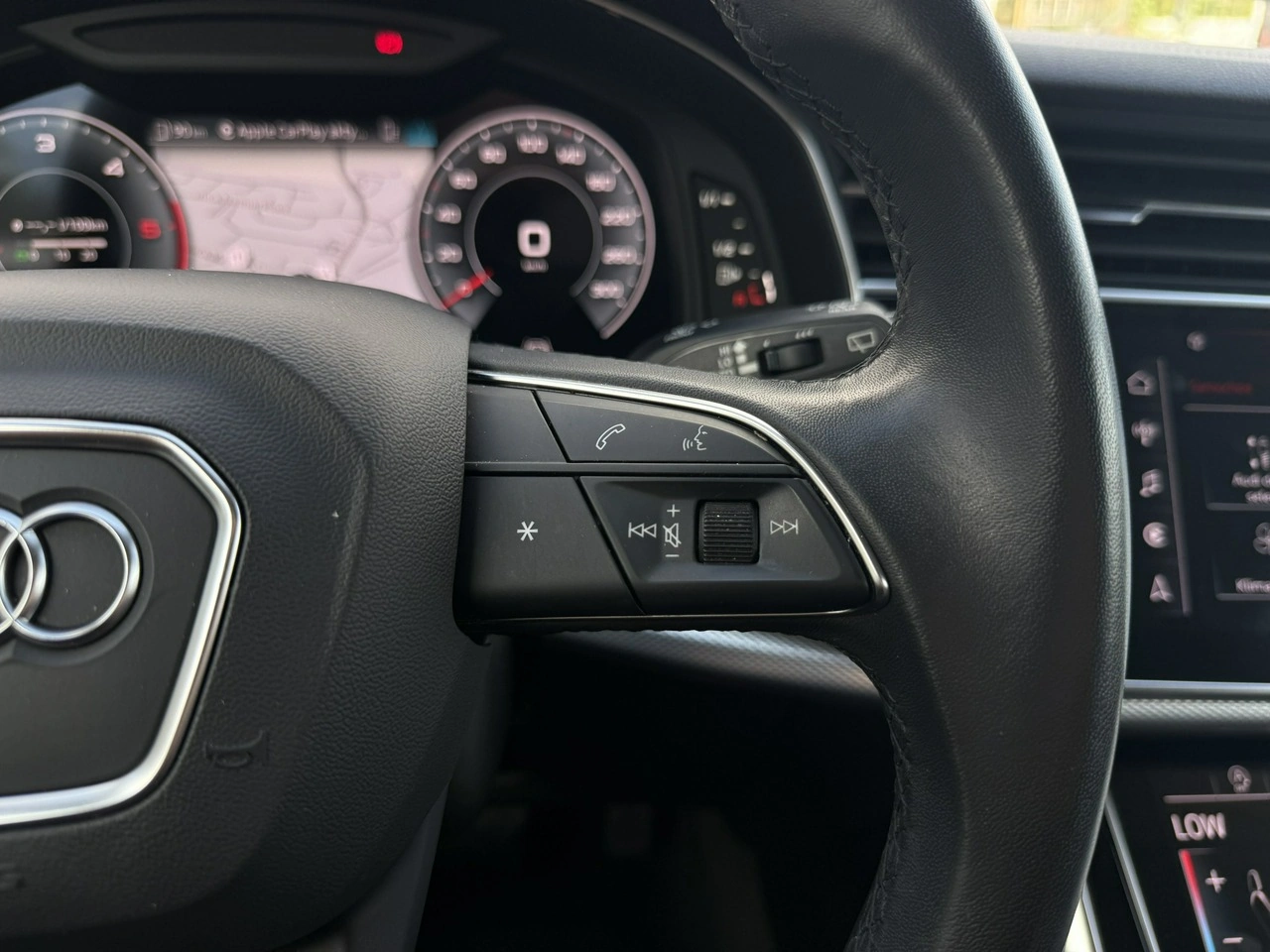 Audi Q8 - Zdjęcie 16