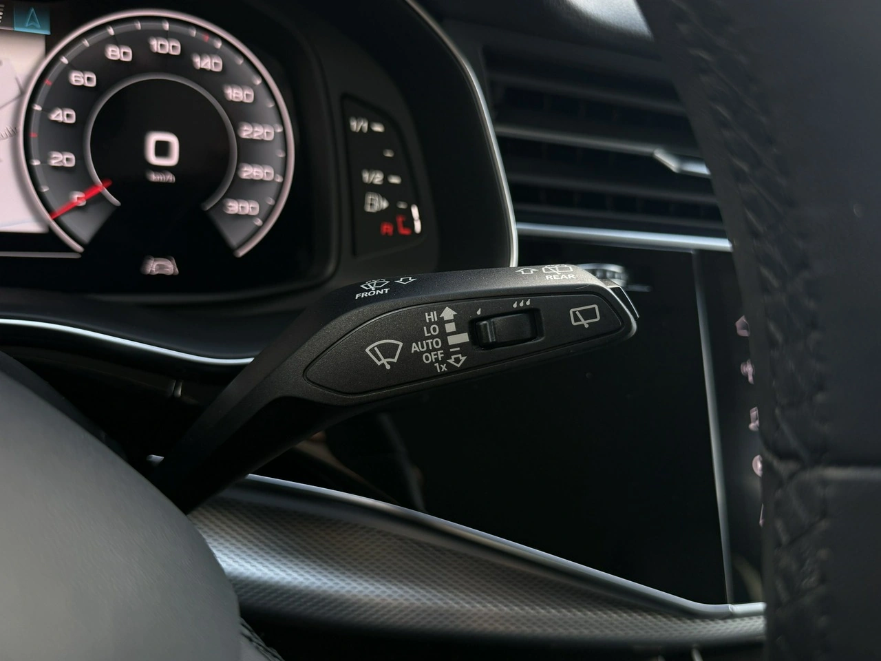 Audi Q8 - Zdjęcie 18
