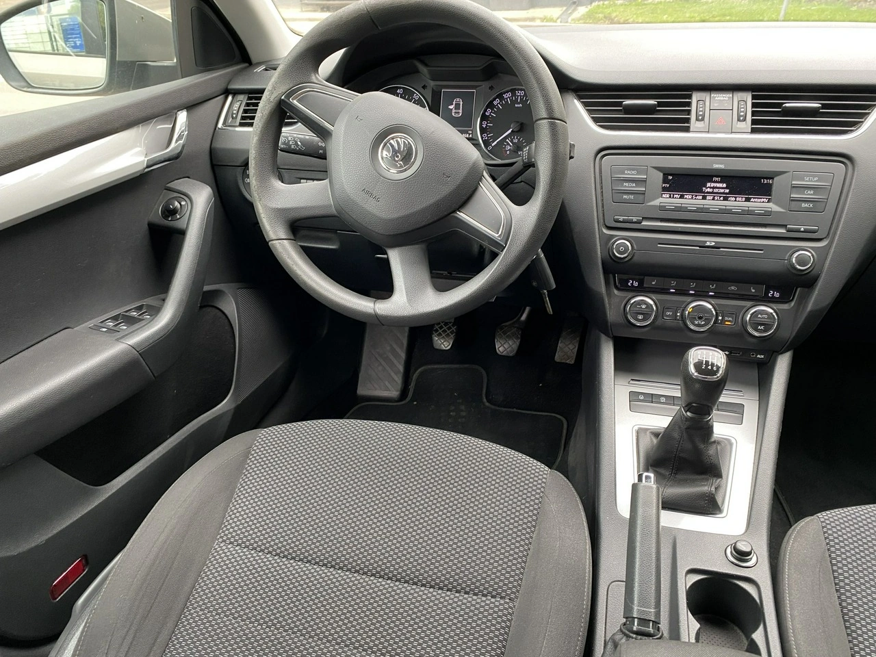 Skoda Octavia - Zdjęcie 7