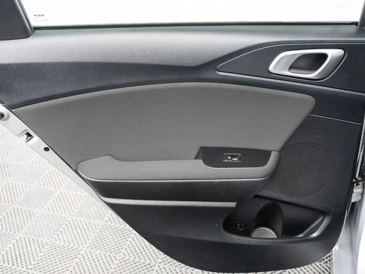 Kia Ceed - Zdjęcie 19