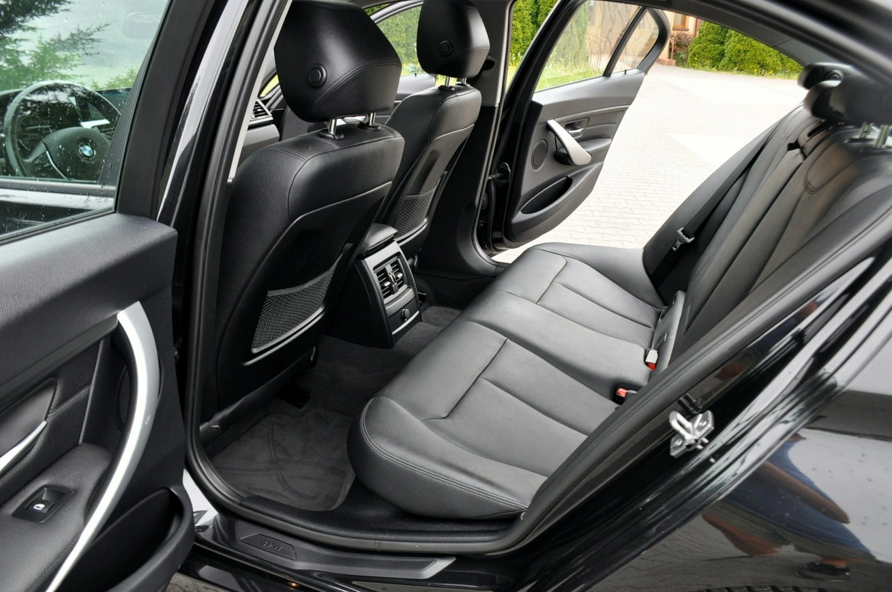 BMW 335 - Zdjęcie 19