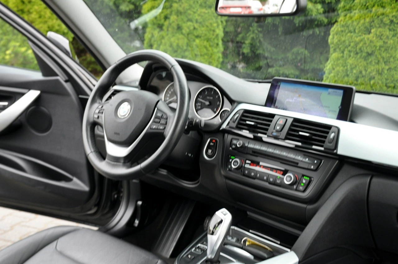 BMW 335 - Zdjęcie 24