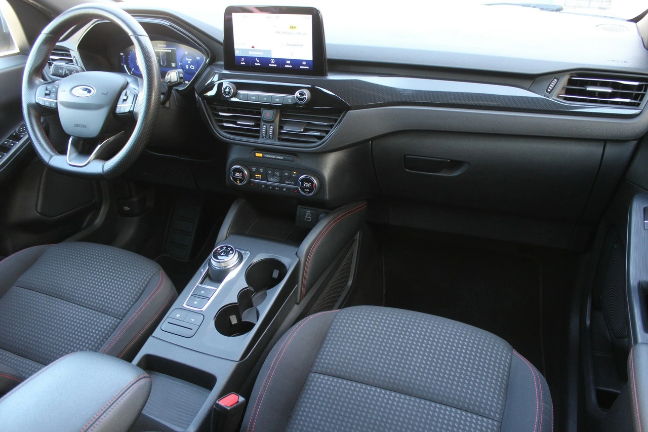 Ford Kuga - Zdjęcie 11
