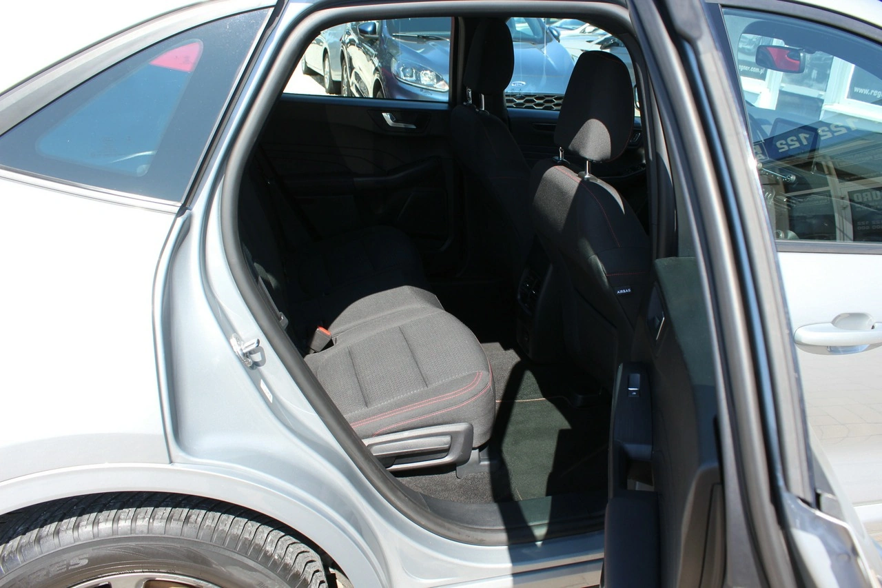Ford Kuga - Zdjęcie 13