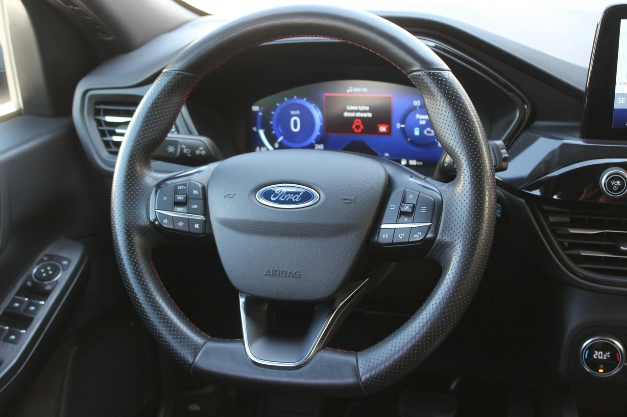 Ford Kuga - Zdjęcie 15