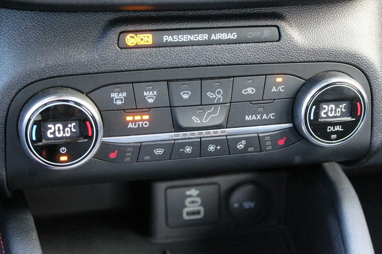 Ford Kuga - Zdjęcie 24