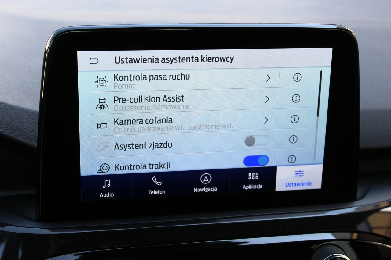 Ford Kuga - Zdjęcie 32