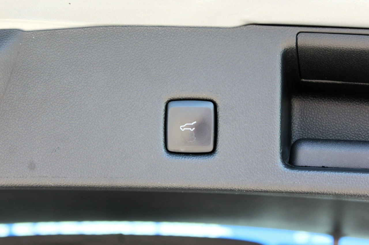 Ford Kuga - Zdjęcie 8