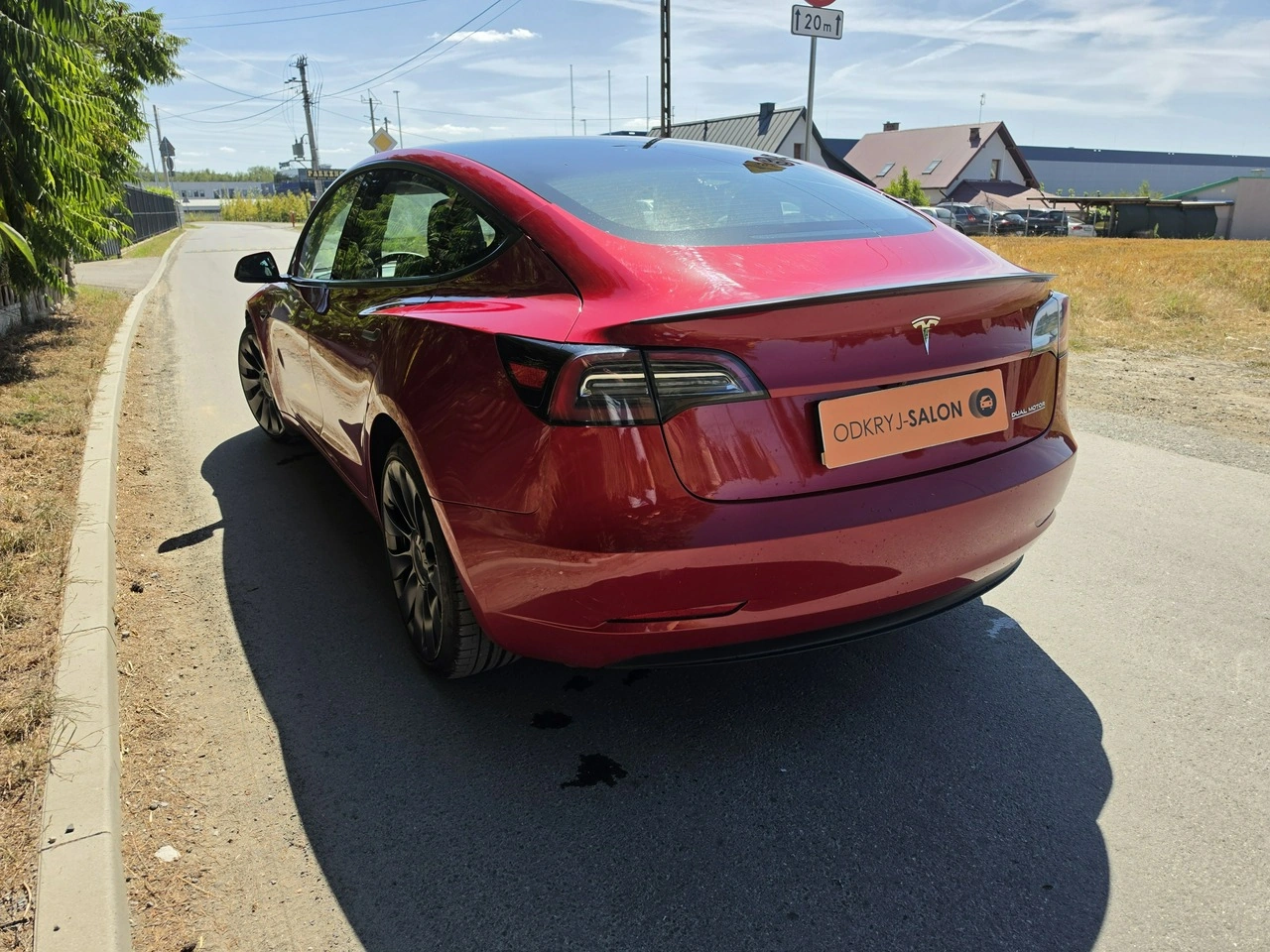 Tesla Model 3 - Zdjęcie 11