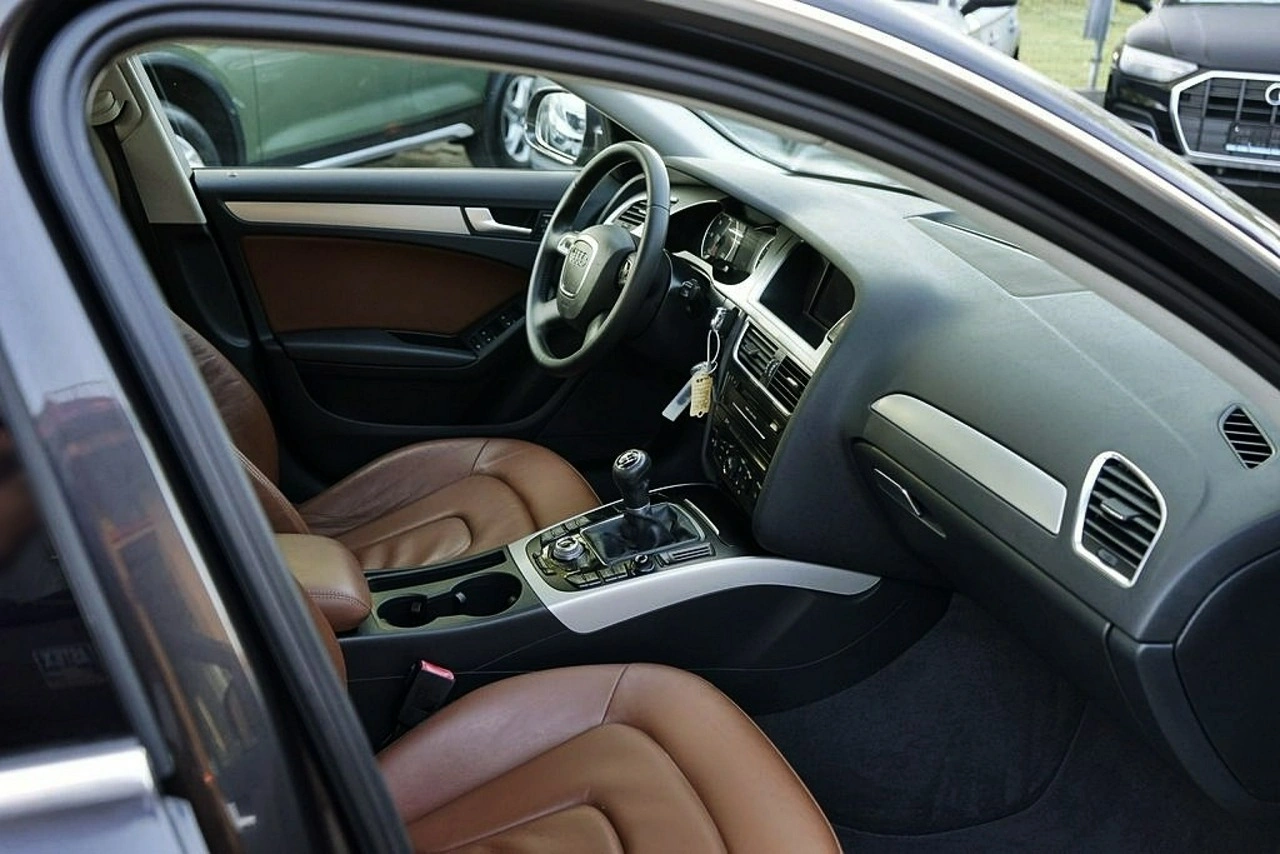 Audi A4 - Zdjęcie 12