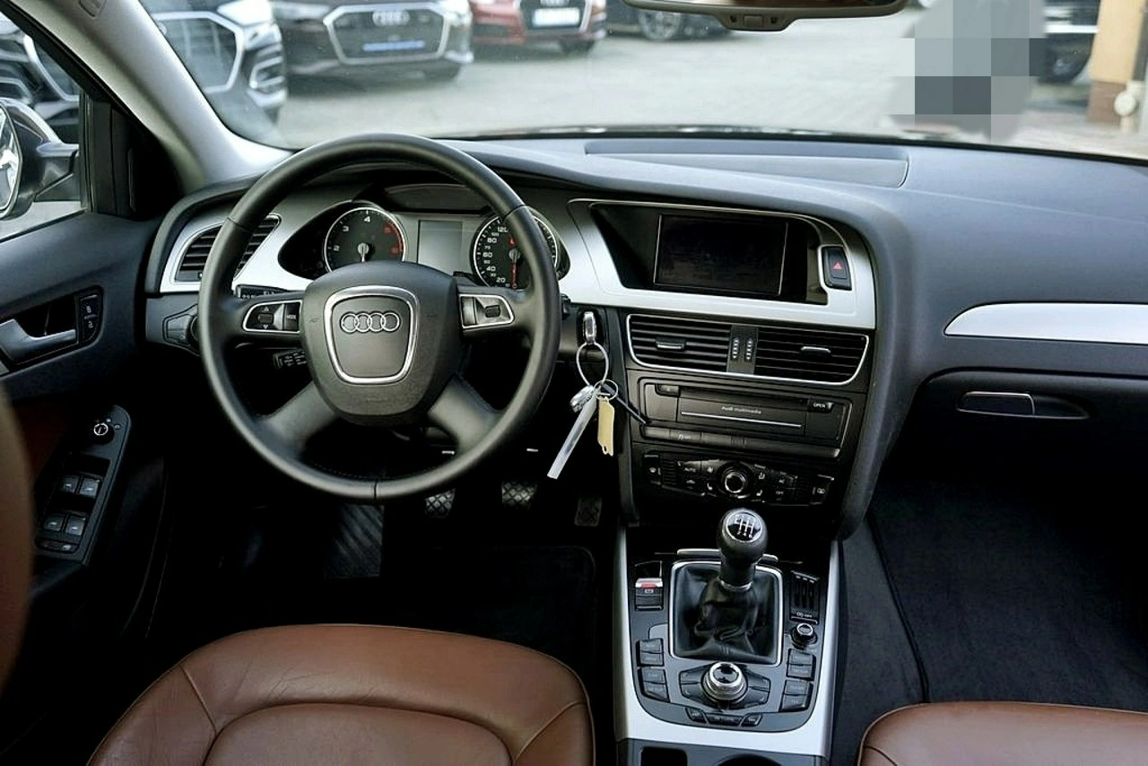 Audi A4 - Zdjęcie 17