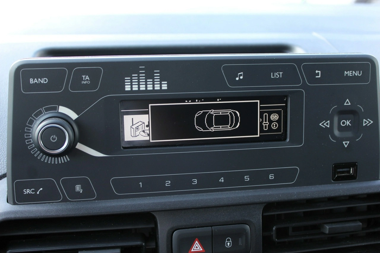 Peugeot Partner - Zdjęcie 14
