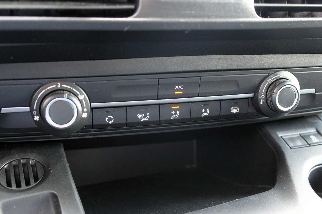 Peugeot Partner - Zdjęcie 20