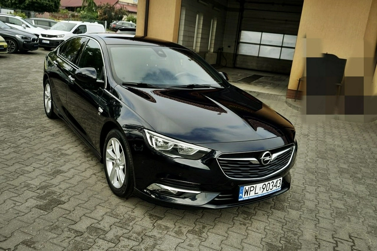 Opel Insignia Grand Sport - Zdjęcie 3