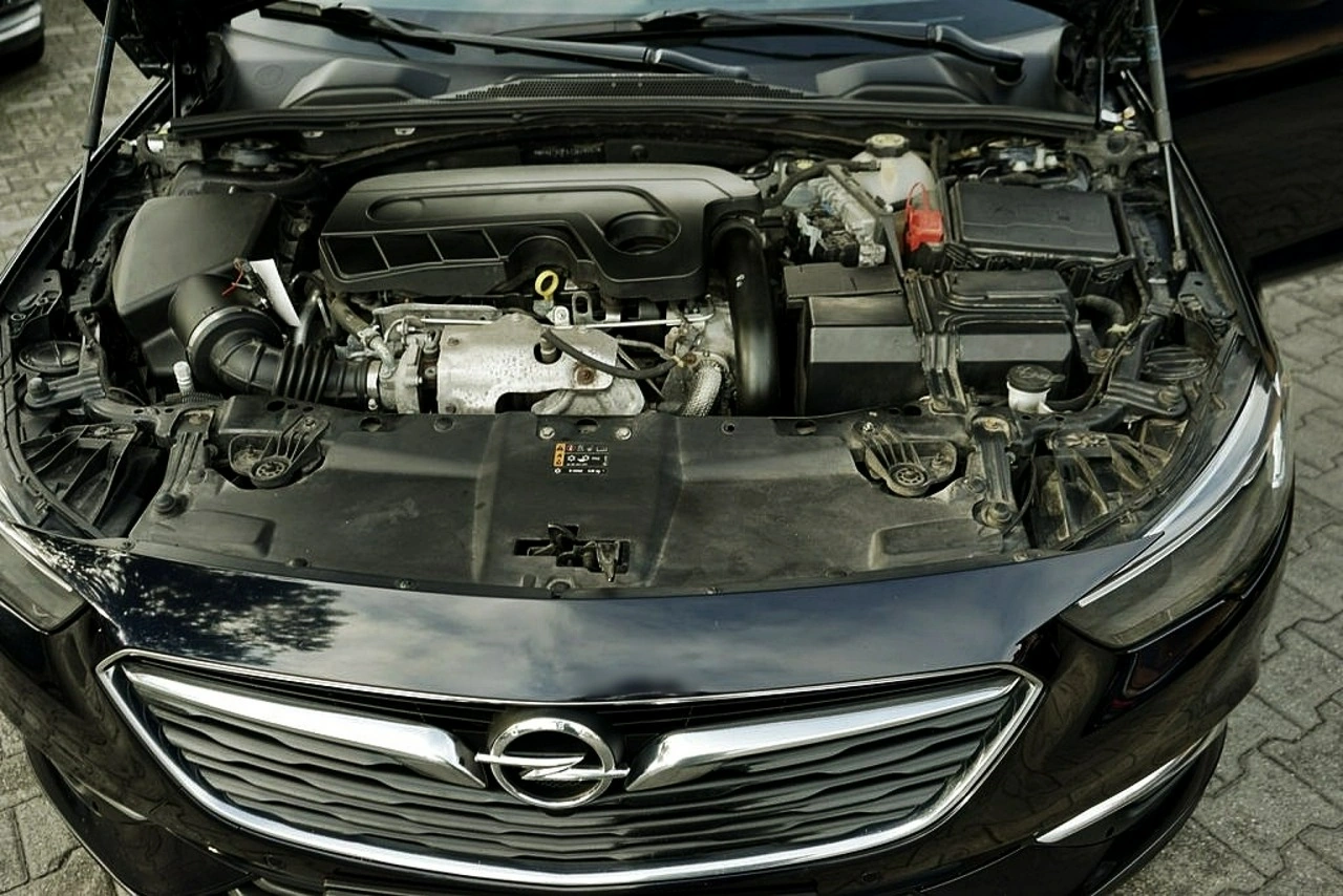 Opel Insignia Grand Sport - Zdjęcie 7