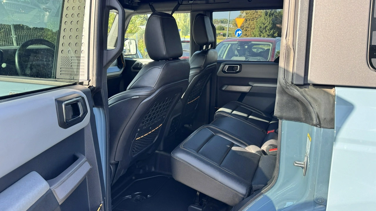 Ford Bronco - Zdjęcie 7