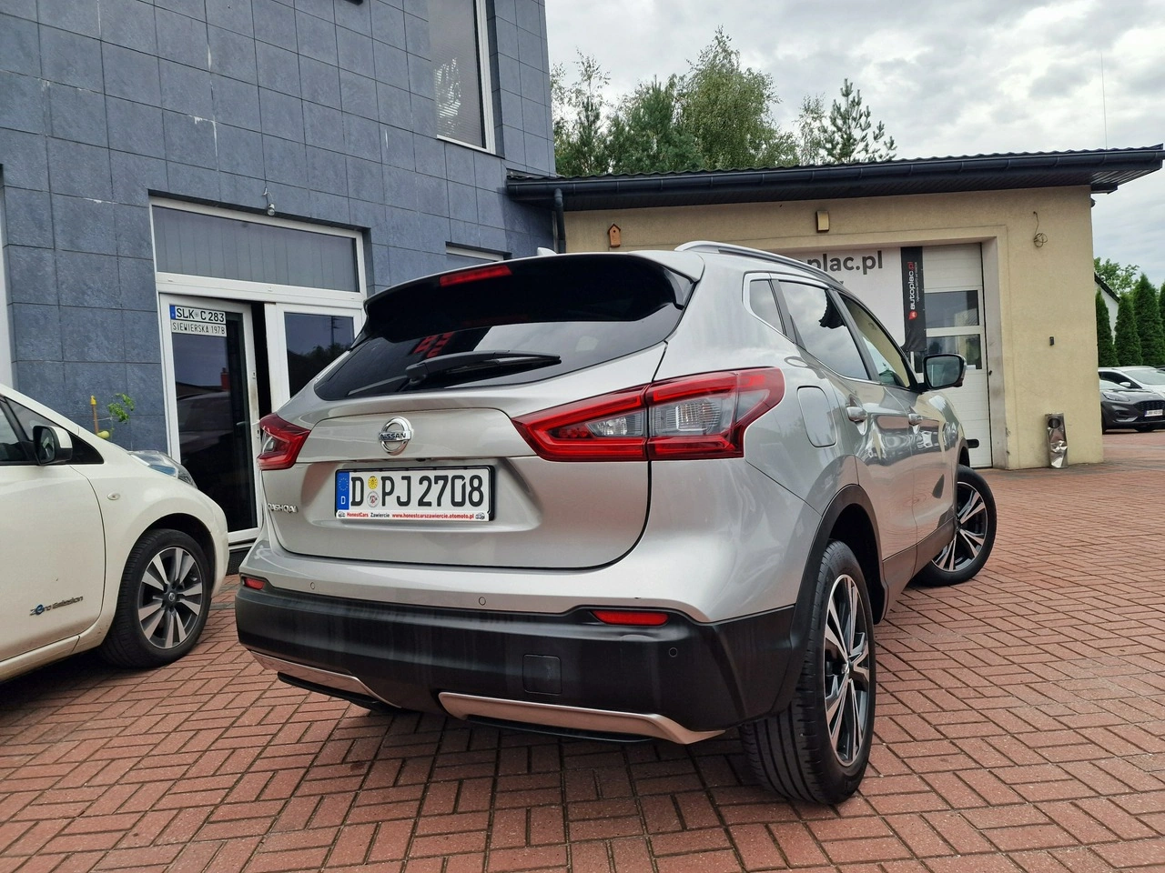 Nissan Qashqai - Zdjęcie 17