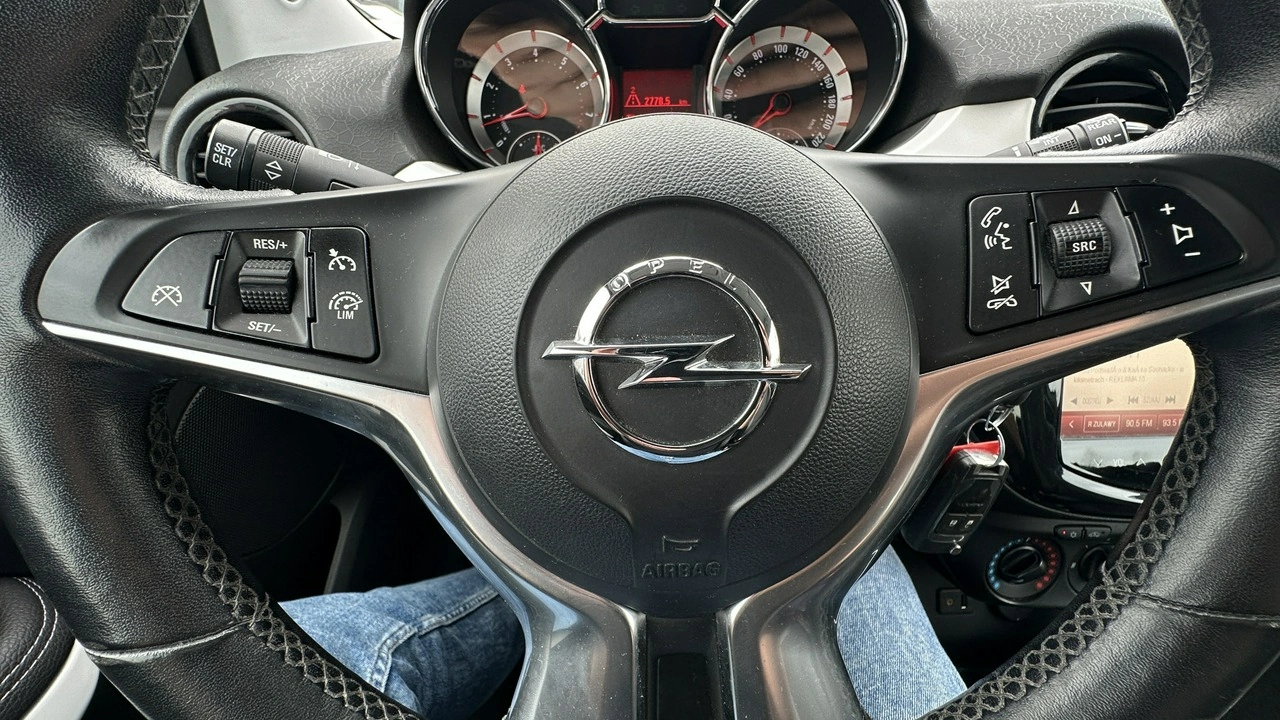Opel Adam - Zdjęcie 18