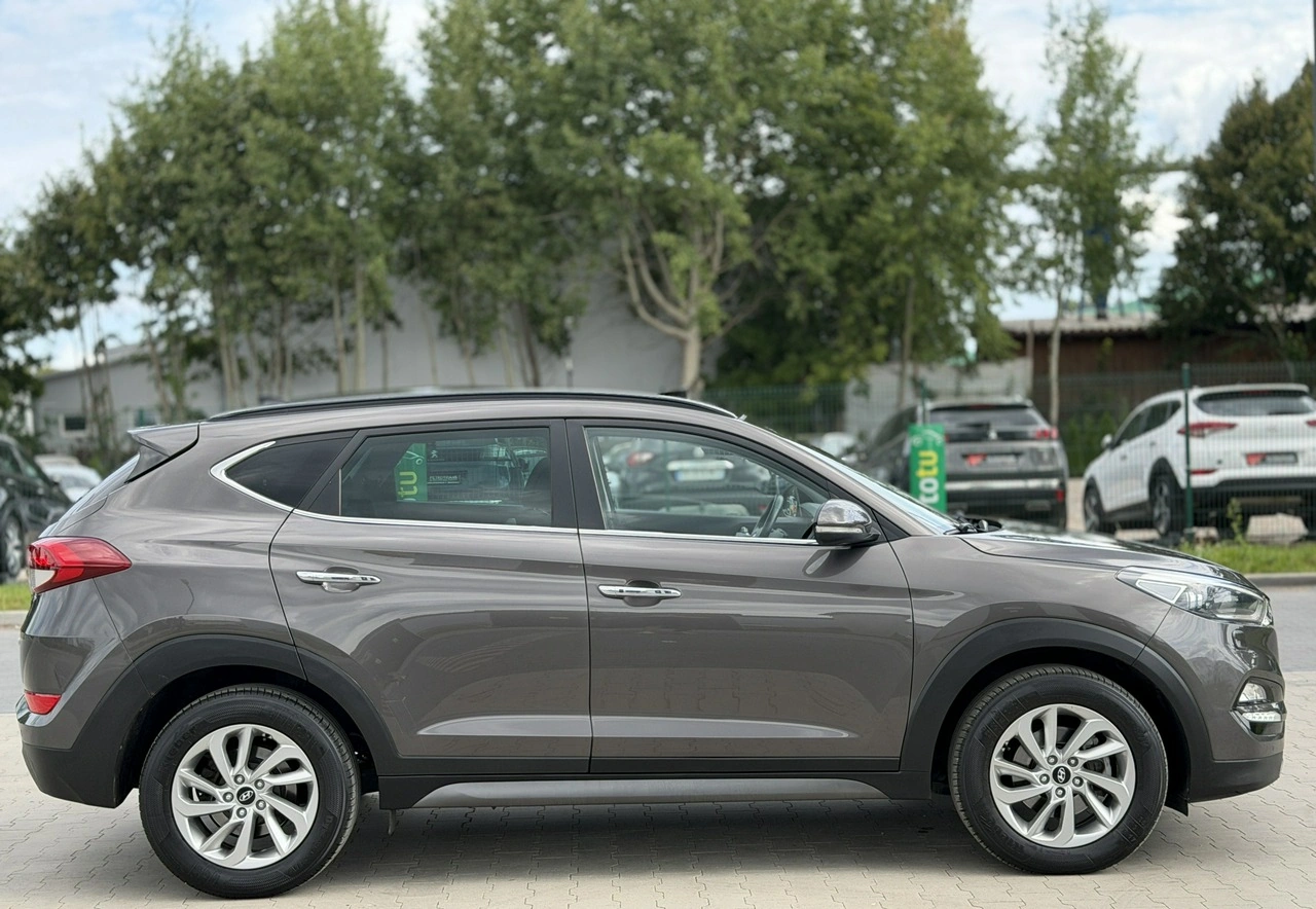 Hyundai Tucson - Zdjęcie 11