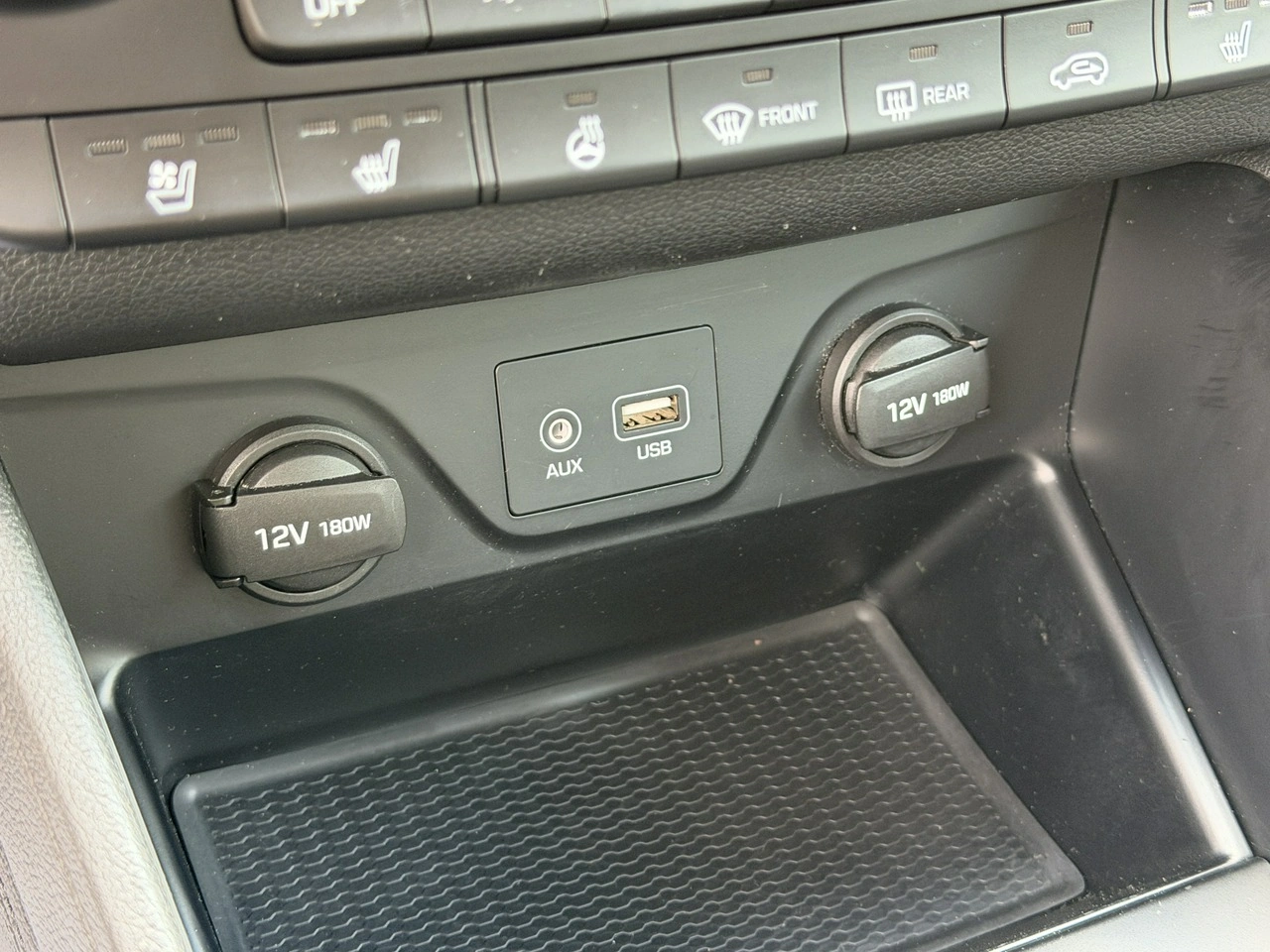 Hyundai Tucson - Zdjęcie 27