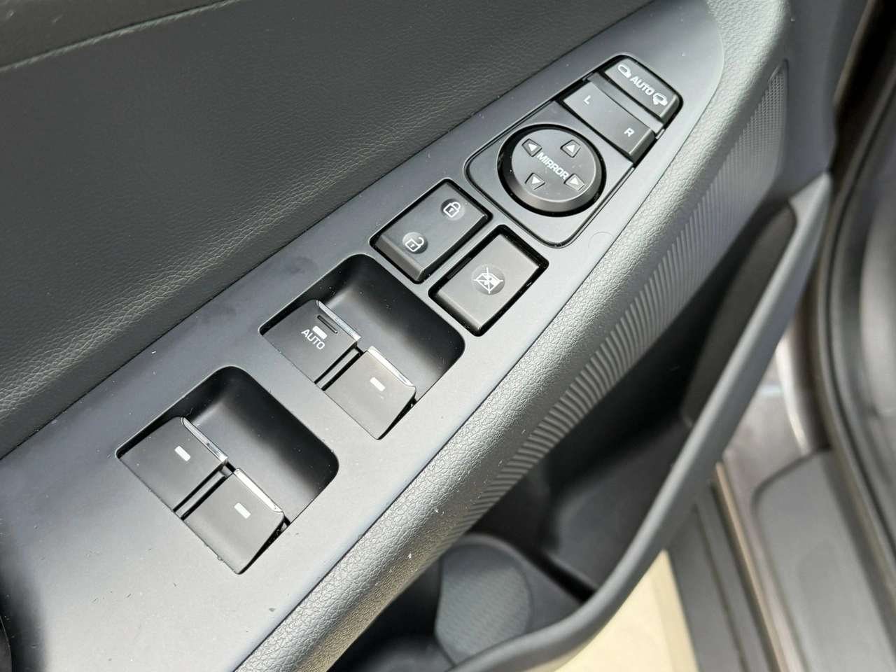 Hyundai Tucson - Zdjęcie 15